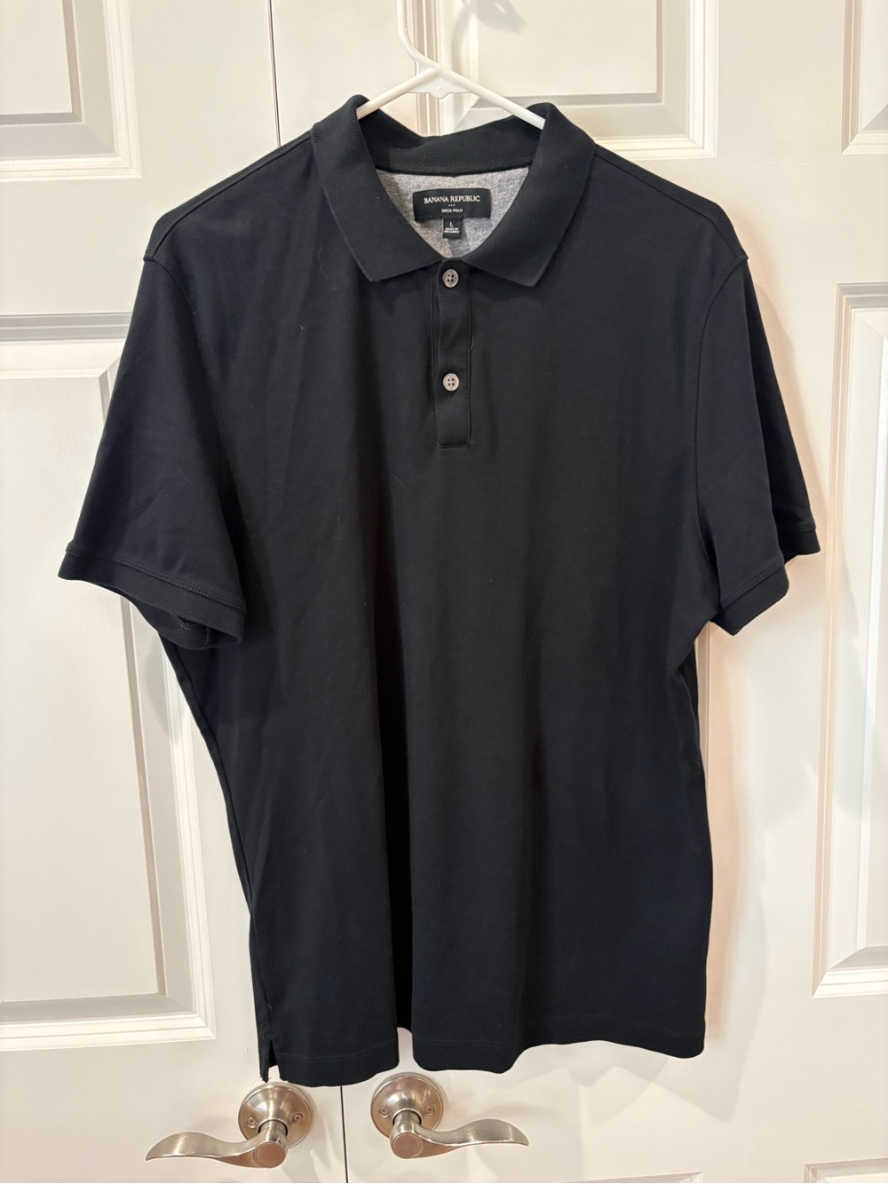Banana Republic Men’s Black Polo Shirt with Classic Collar, Size L
